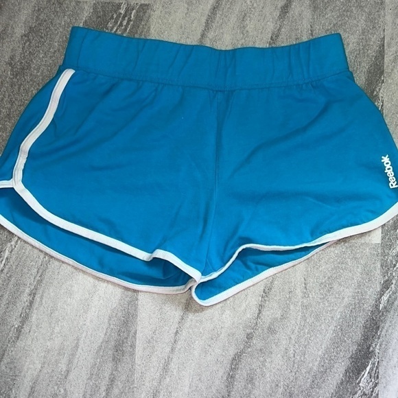 Light blue hot shorts 3” Reebok size medium - Picture 2 of 11